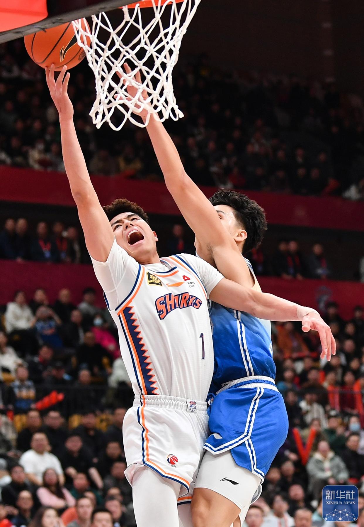 LoL-窗口期体能课后，上海久事篮板制胜备战意甲，底气十足，身体对抗强度拉满的简单介绍